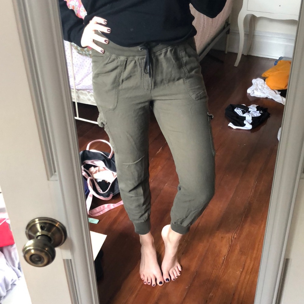 Aritzia Community Army Green Jogger Pants